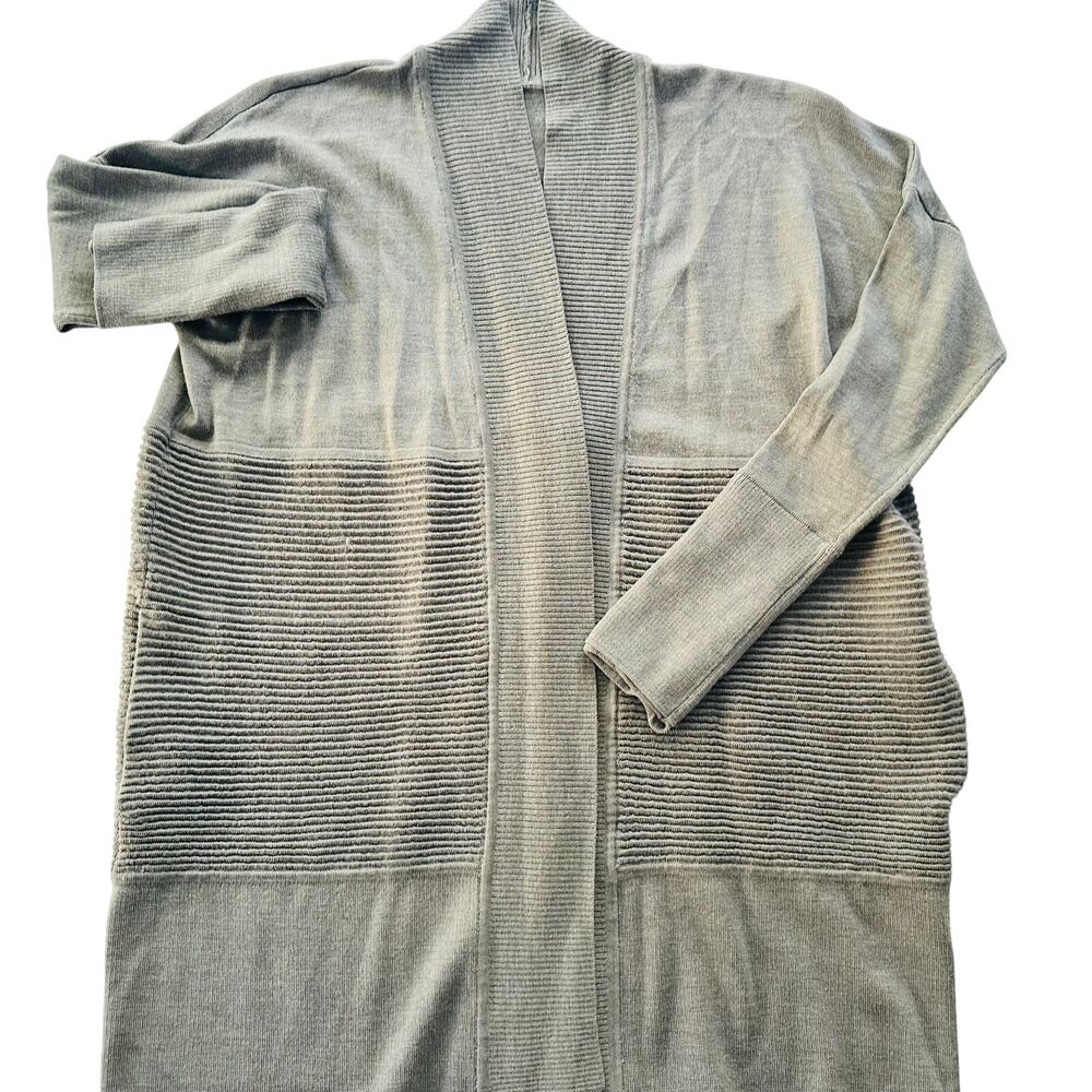 Lululemon Sit In Lotus Wrap Grey Sage Green Size L/XL Merino Wool Cardigan $148 - Picture 2 of 10